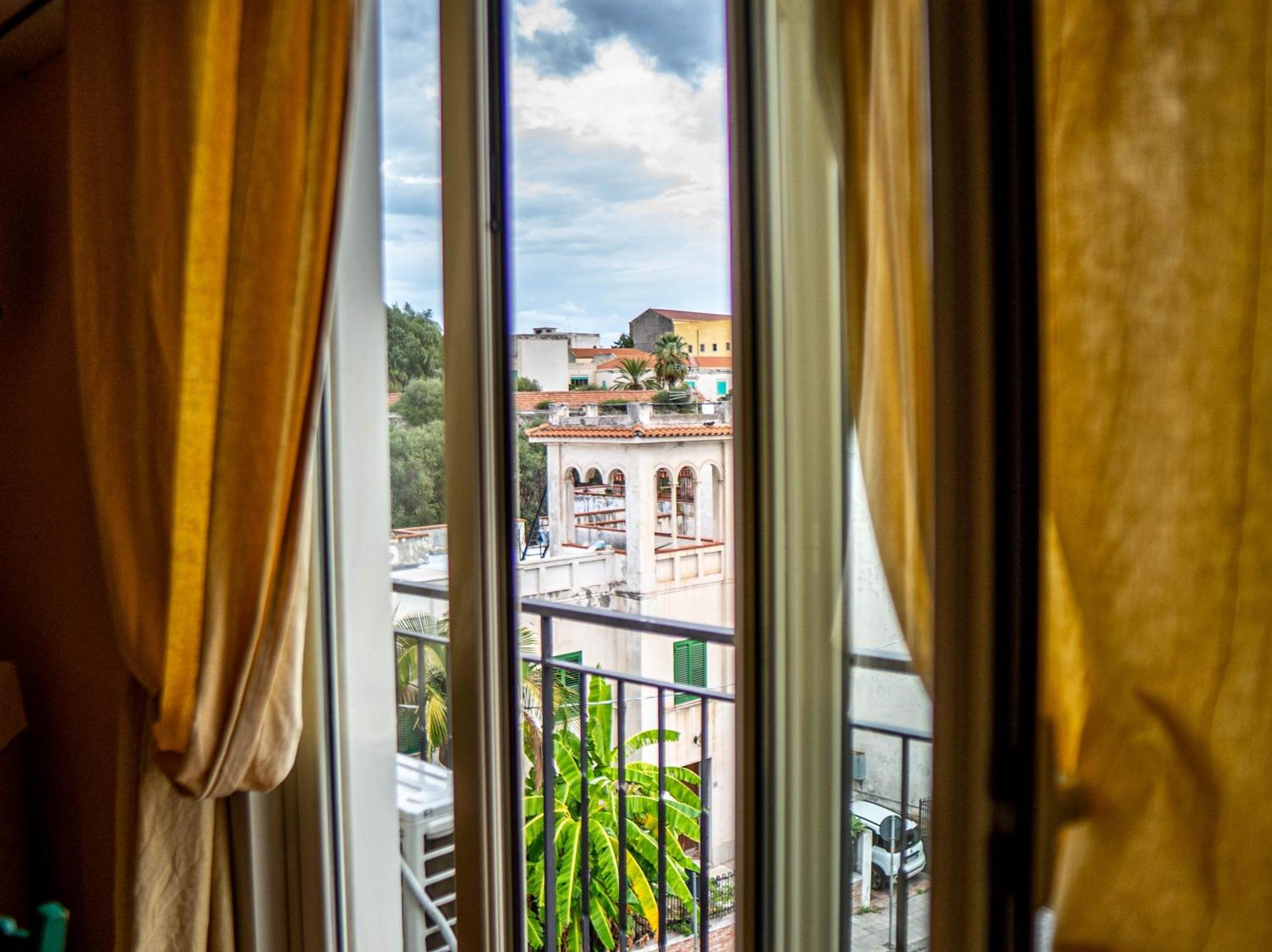 Apartament Domus Musia Milazzo Zewnętrze zdjęcie